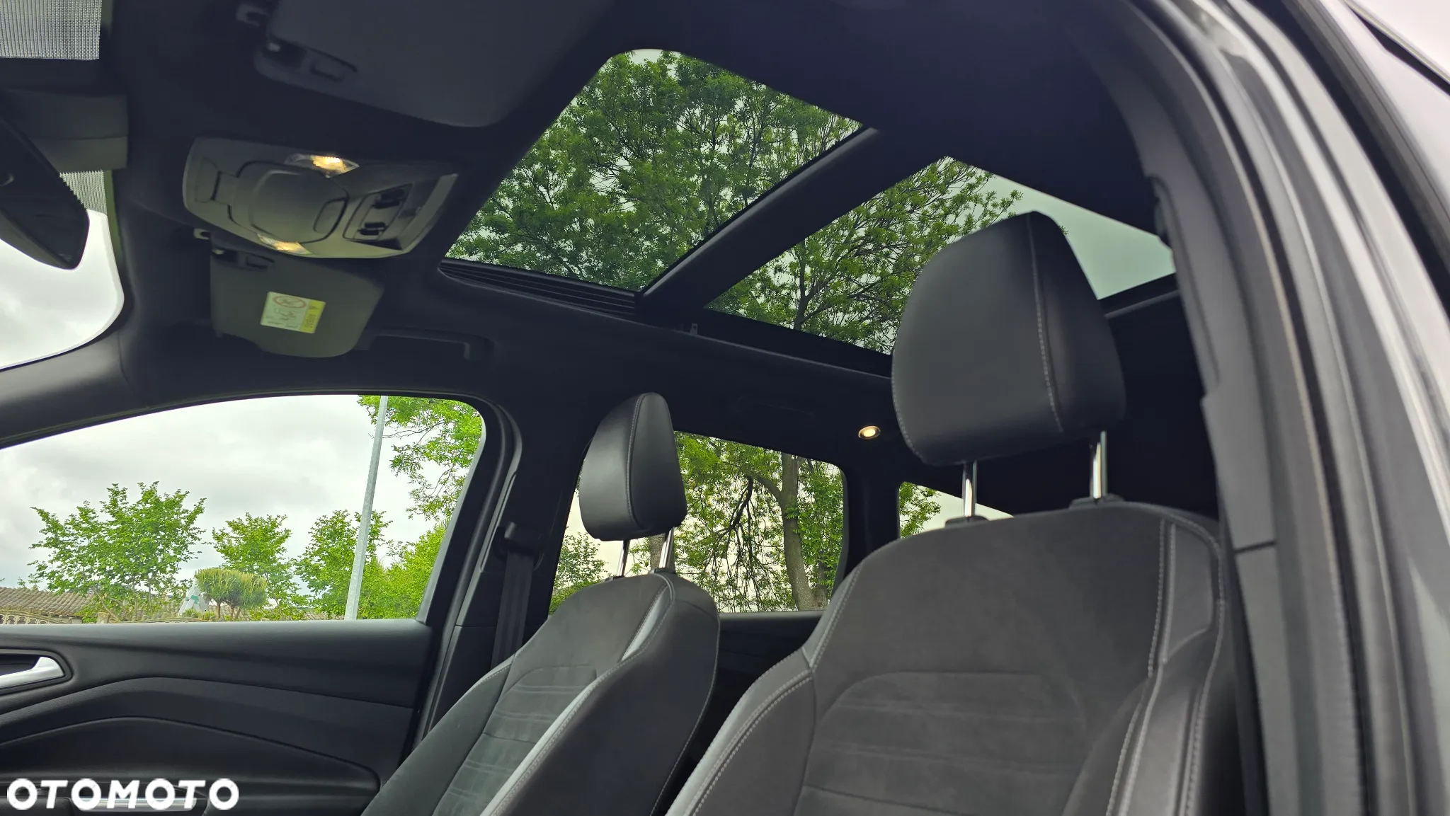 Ford Kuga 2.0 TDCi AWD ST-Line - 23