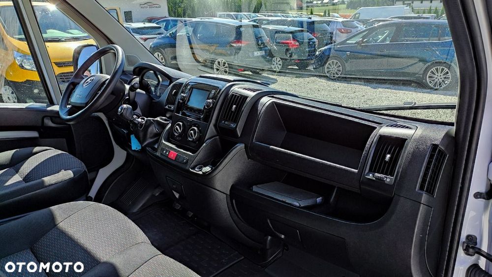 Opel Movano - 25