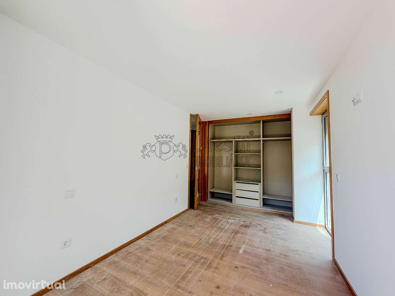 Apartamento T2 para Arrendar em Guimarães - Grande imagem: 5/7