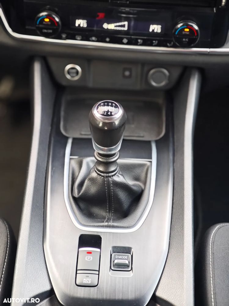 Nissan Qashqai 1.3 DIG-T N-CONNECTA - 9