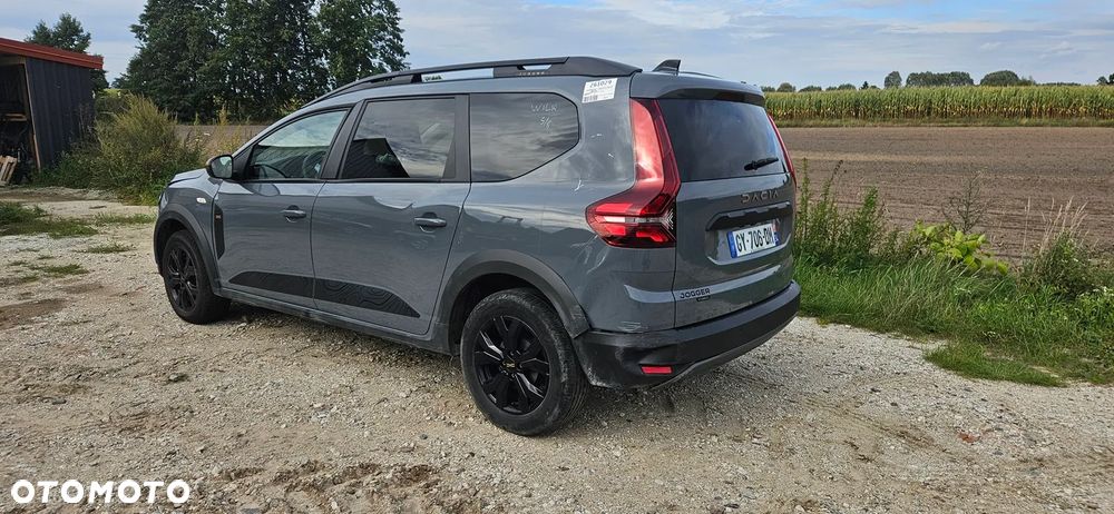 Dacia Jogger 1.6 Full Hybrid 140 Extreme MMT - 3
