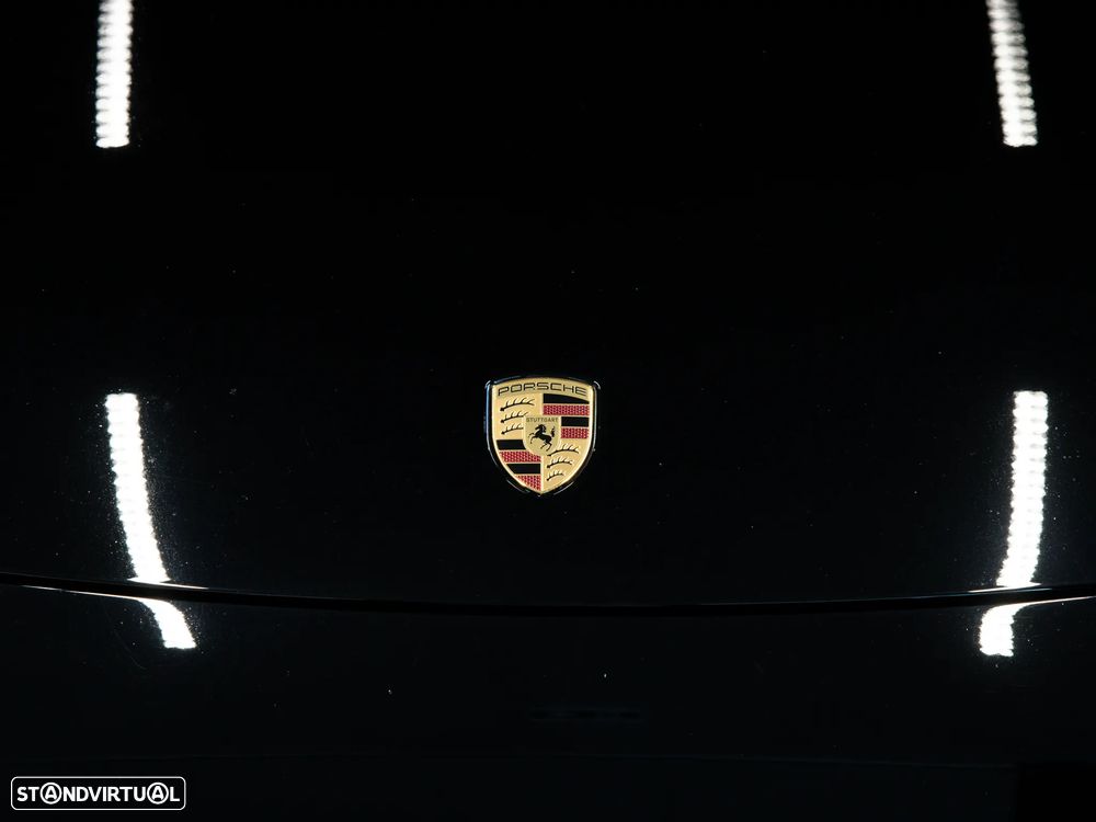Porsche Macan Electric 4 - 14