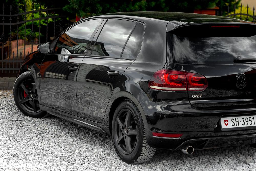 Volkswagen Golf 2.0 GTI adidas - 8