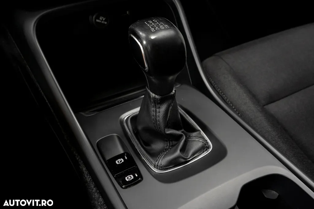 Volvo XC 40 D3 Momentum - 30
