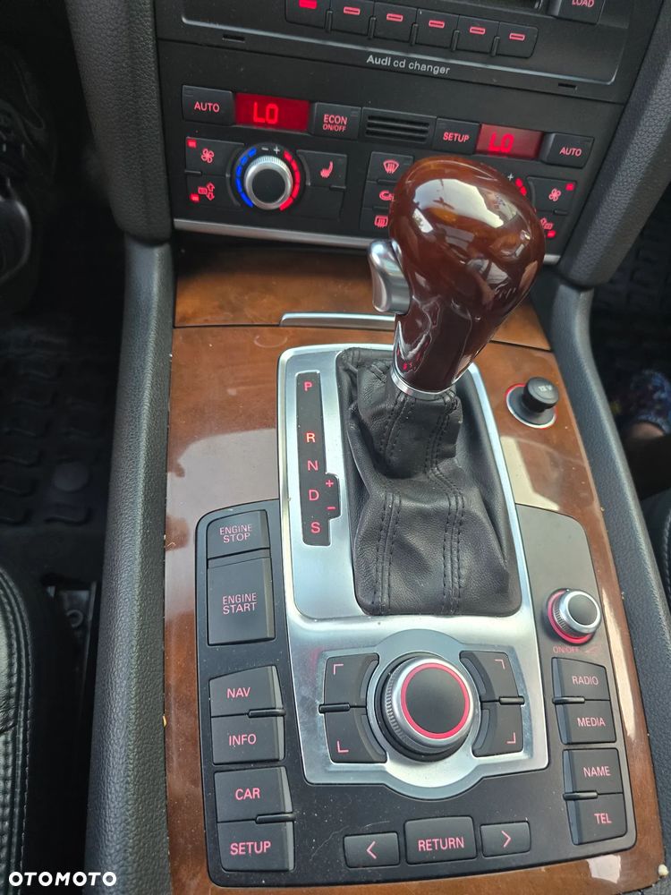 Audi Q7 - 10