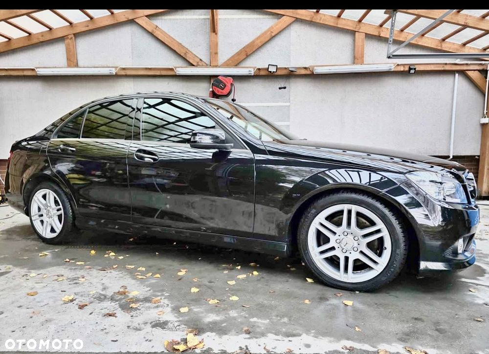 Mercedes-Benz Klasa C 320 CDI DPF 7G-TRONIC Avantgarde - 2