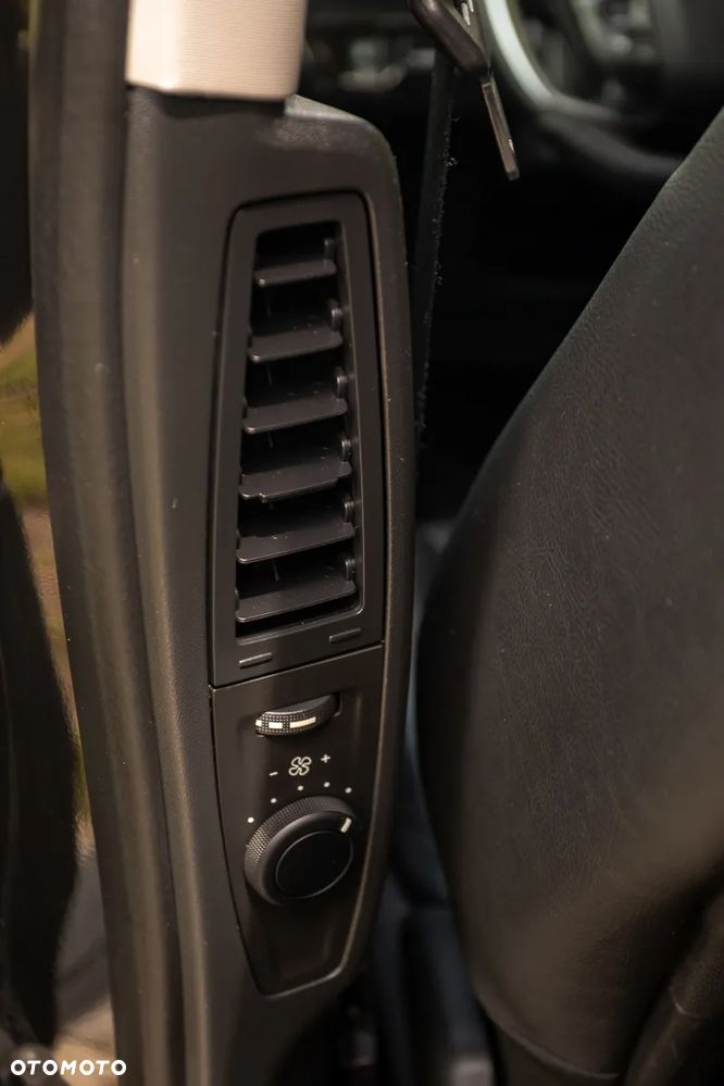 Citroën C4 Picasso BlueHDi 150 EAT6 Business Class - 24