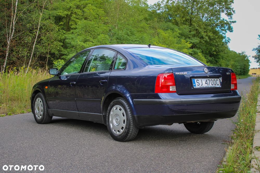 Volkswagen Passat 1.8T - 3