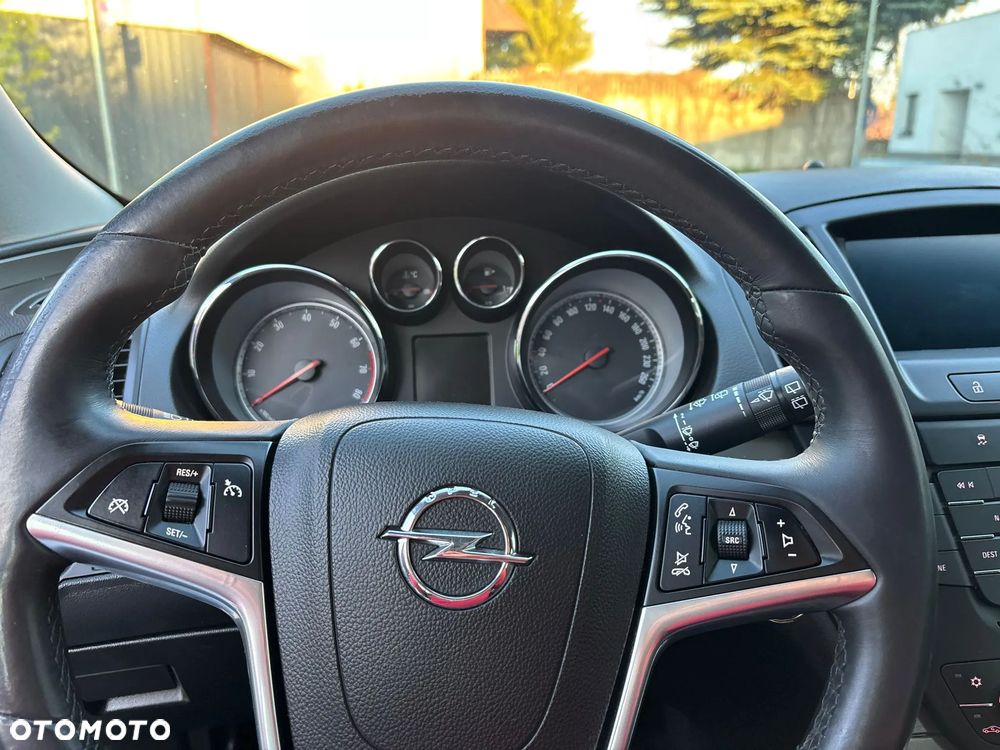 Opel Insignia - 9