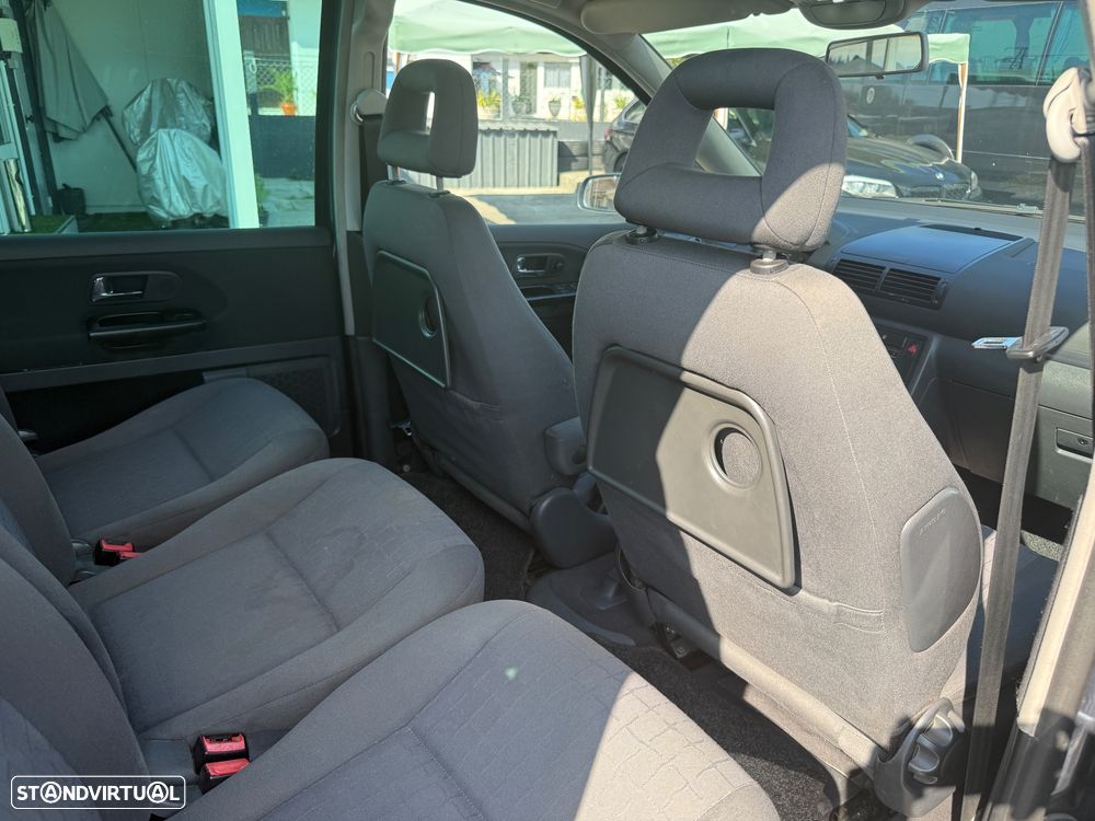 SEAT Alhambra 1.9 TDI Confort - 13