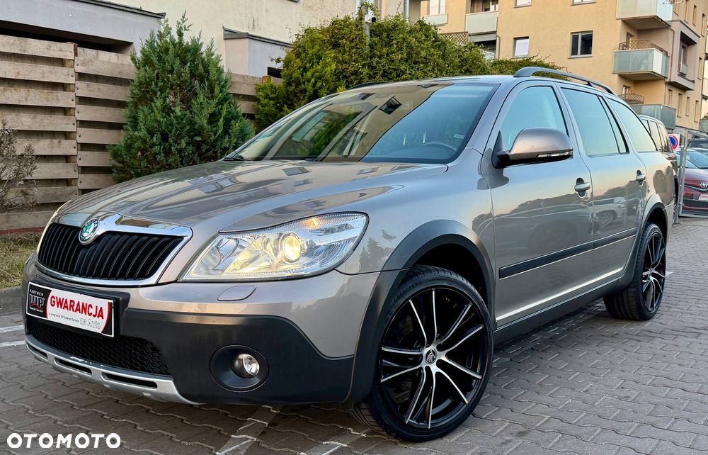 Skoda Octavia 2.0 TDI DPF 4x4 Scout - 2