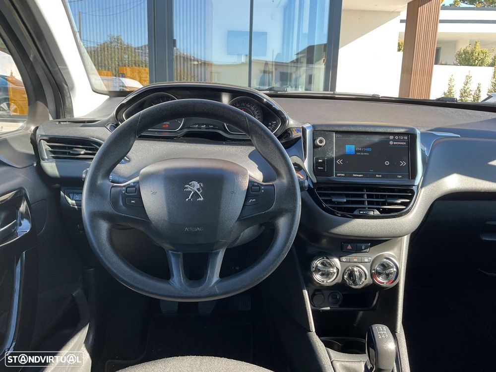 Peugeot 208 1.2 PureTech Active - 29