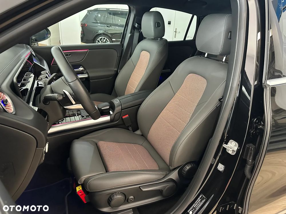 Mercedes-Benz EQA 250 66.5kWh Electric Art - 27