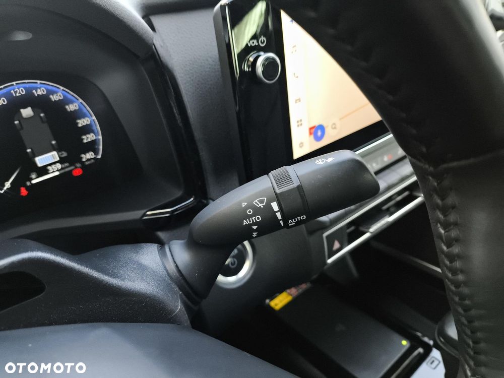 Toyota Camry - 27
