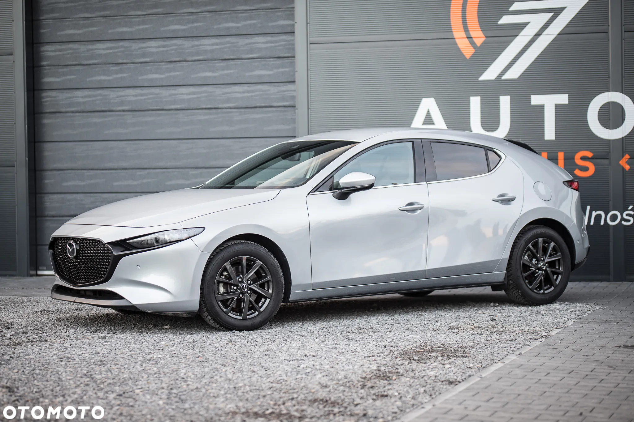 Mazda 3 - 7