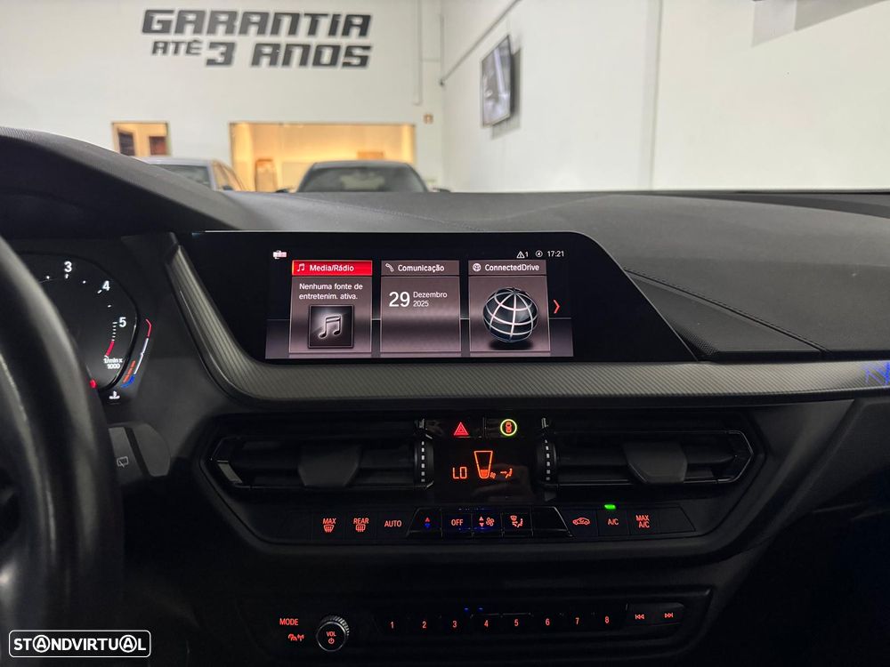 BMW 116 d Pack M - 14