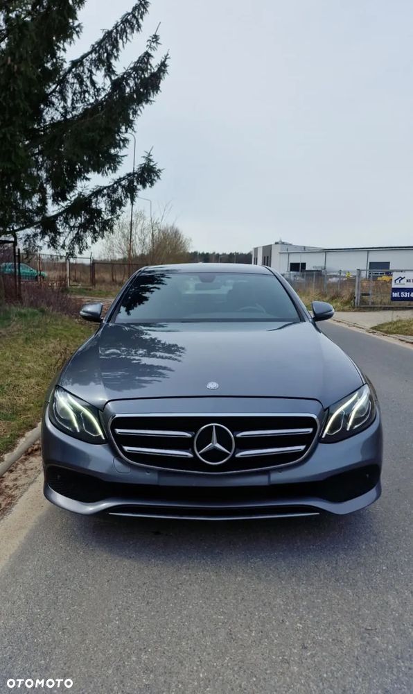 Mercedes-Benz Klasa E 200 d 9G-TRONIC - 2
