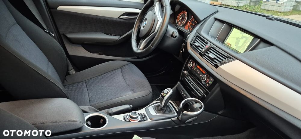 BMW X1 - 13