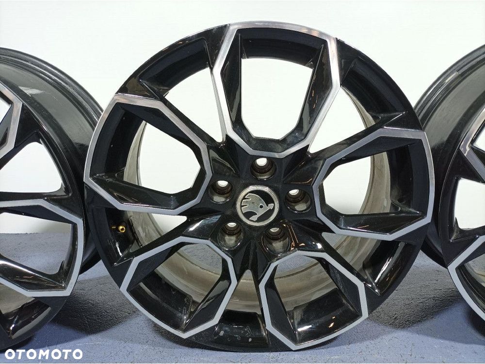 SKODA SUPERB III FELGI ALUMINIOWE R17 5X112 17X7J ET40 - 4
