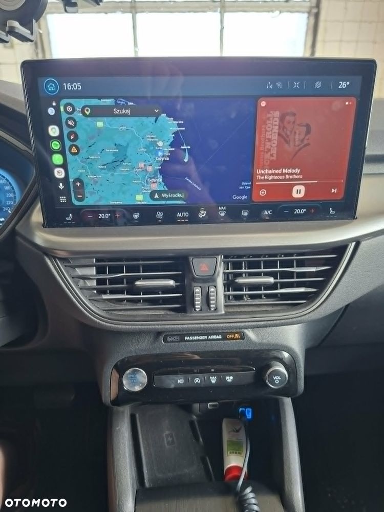 Ford Kuga - 15