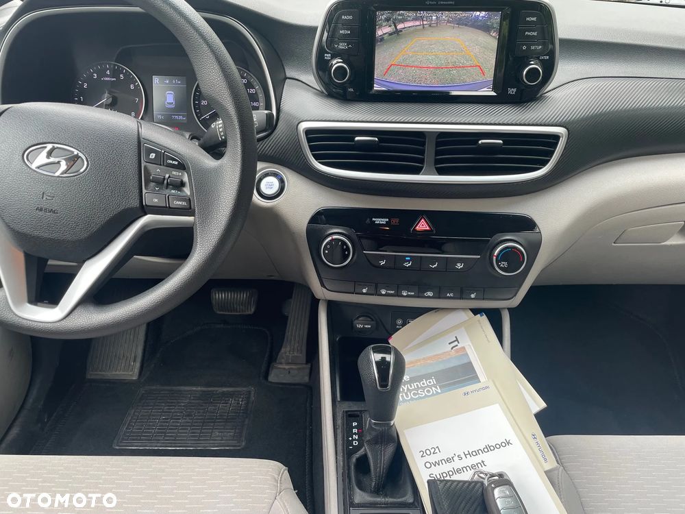 Hyundai Tucson - 8