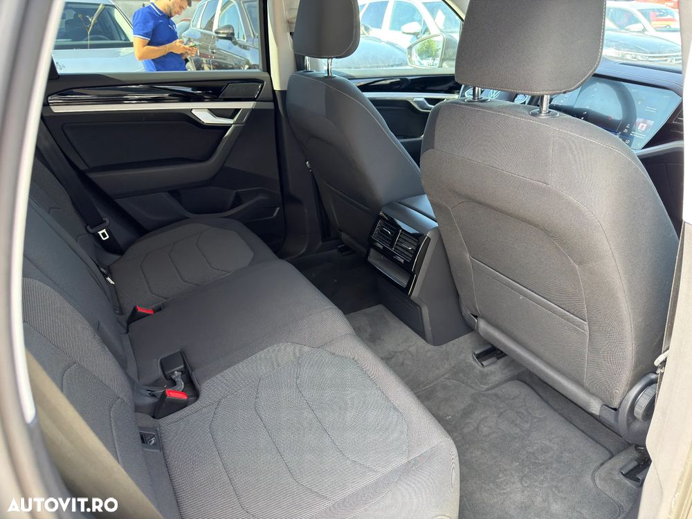 Volkswagen Touareg V6 TDI 4MOTION Style - 14
