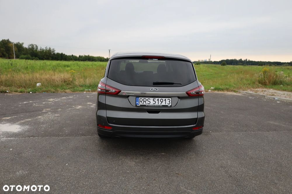 Ford S-Max 1.5 EcoBoost Titanium - 4
