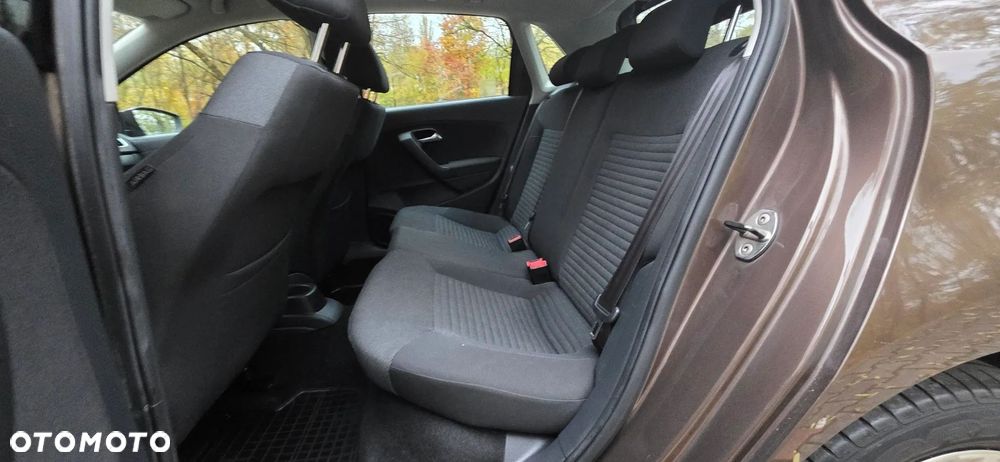 Volkswagen Polo - 14