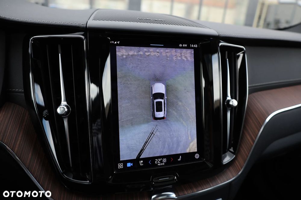 Volvo XC 60 T6 AWD Plug-In Hybrid Inscription - 13
