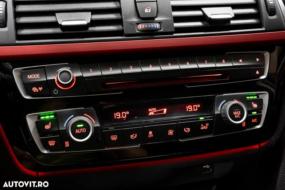 BMW Seria 3 - 34