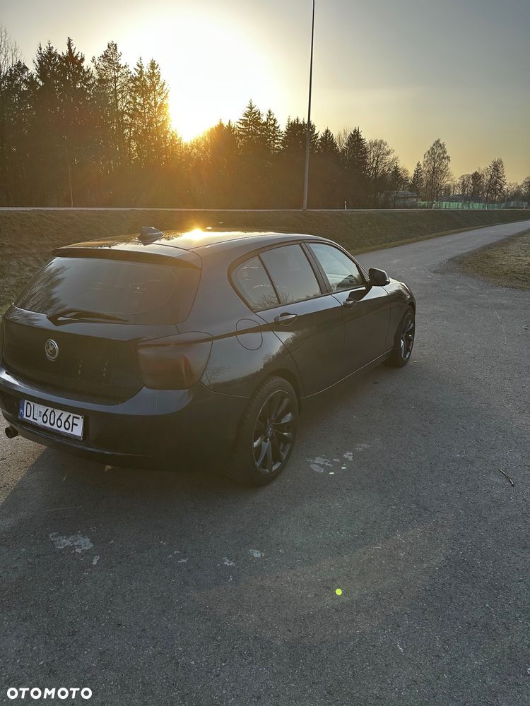 BMW Seria 1 116i - 5