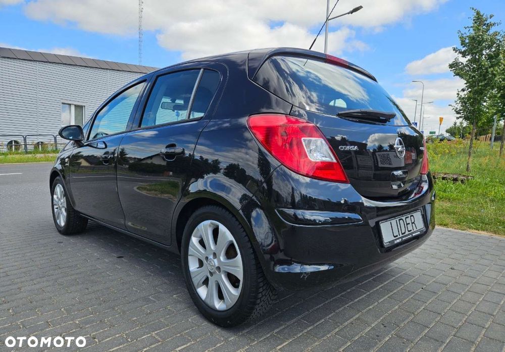 Opel Corsa - 18