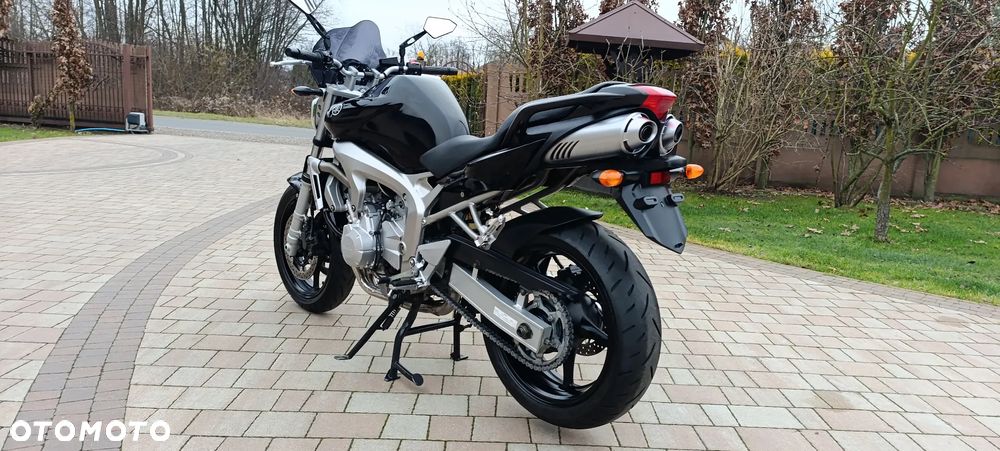 Yamaha FZ6 - 6