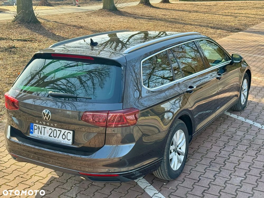Volkswagen Passat 2.0 TDI SCR DSG Business - 12