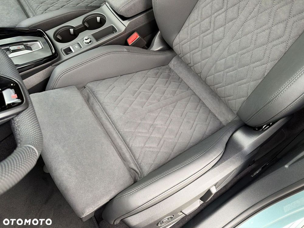 Audi RS3 Limousine - 13