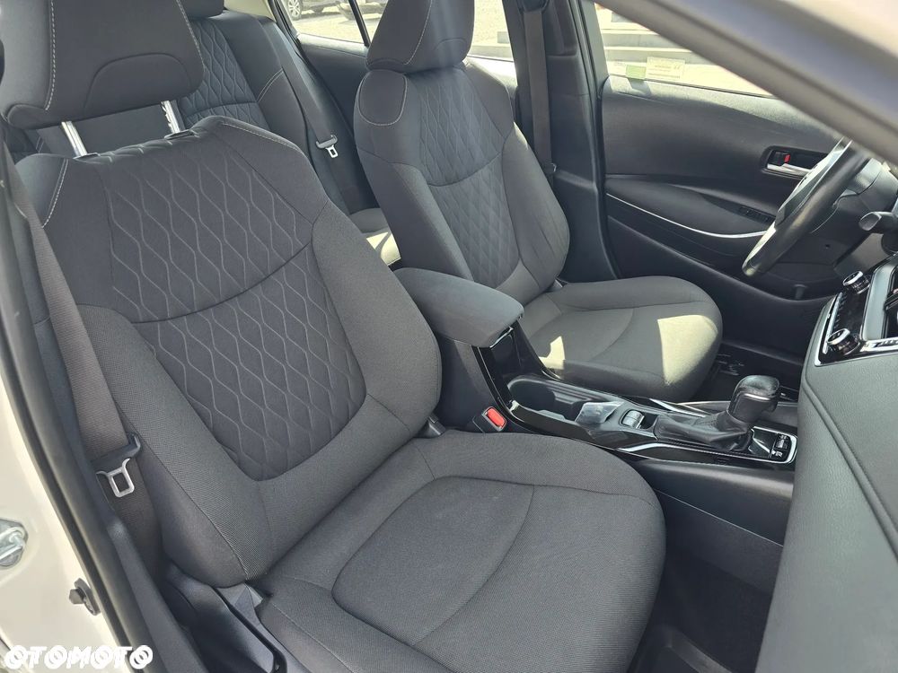 Toyota Corolla - 20