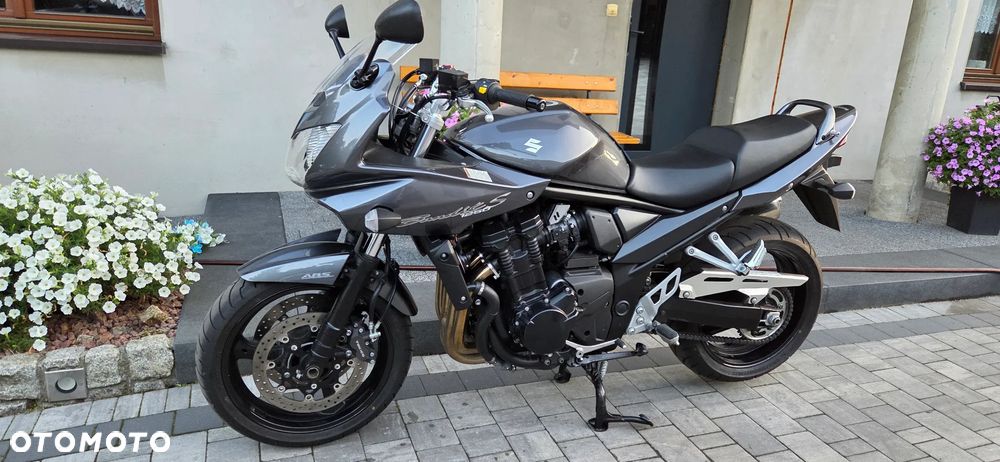 Suzuki Bandit - 1