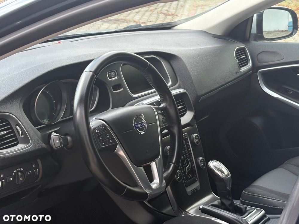 Volvo V40 D2 You - 14
