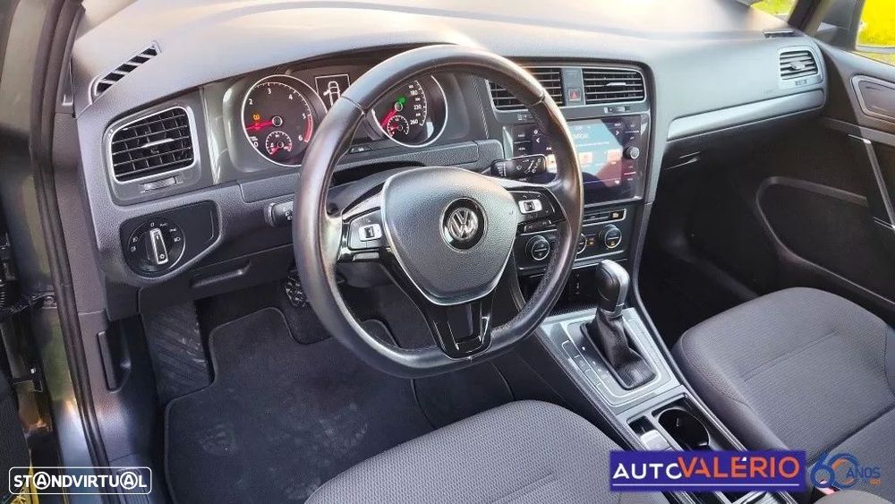 VW Golf Variant 1.6 TDi Confortline DSG - 10