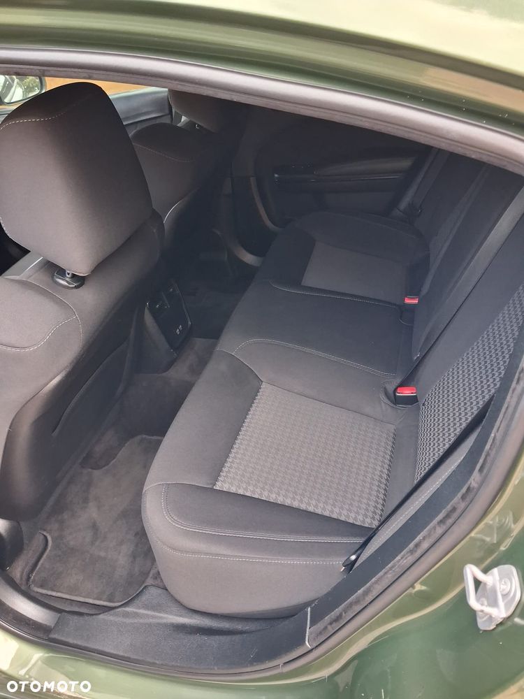 Dodge Charger 5.7 R/T - 27