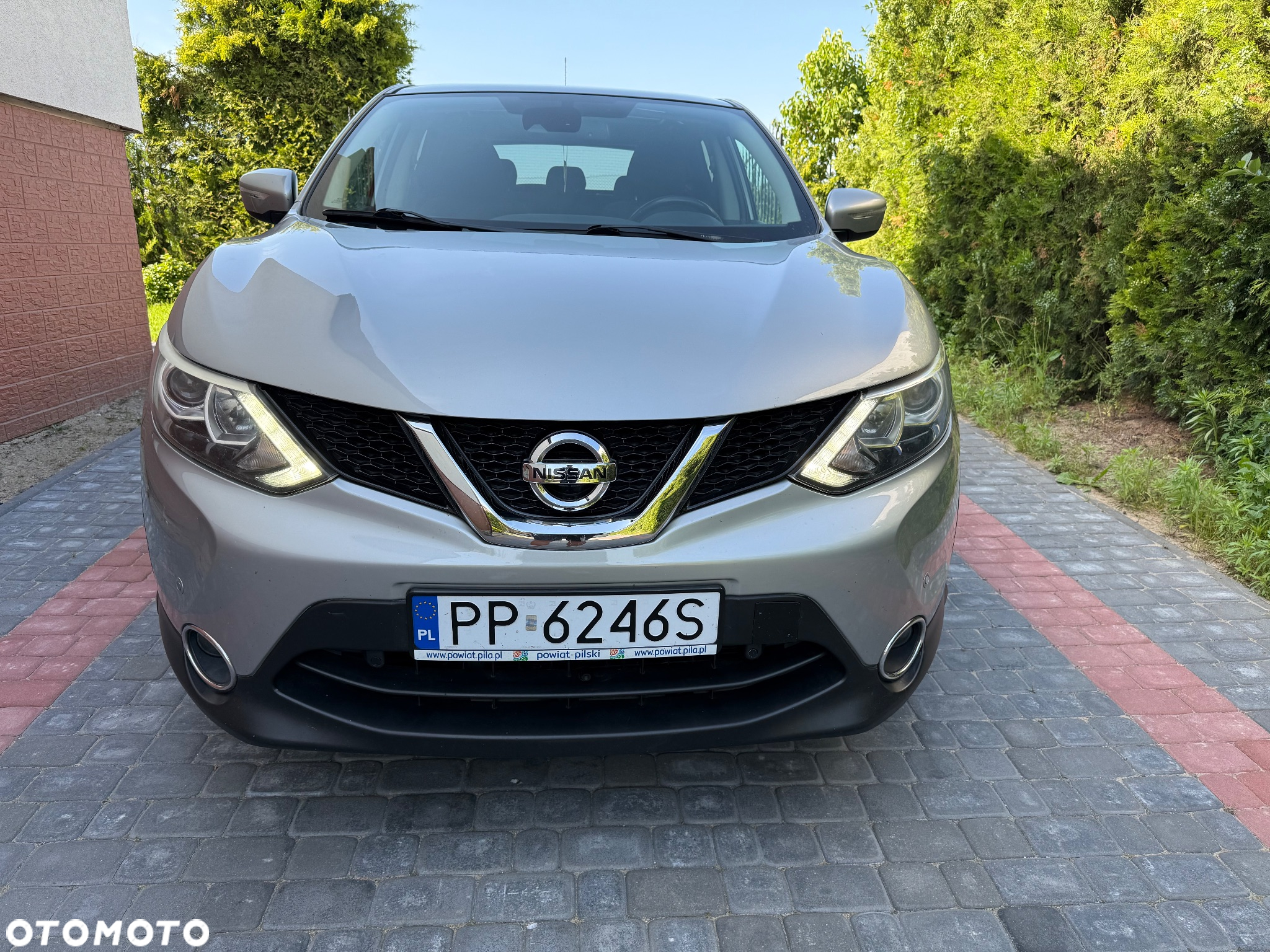 Nissan Qashqai - 2