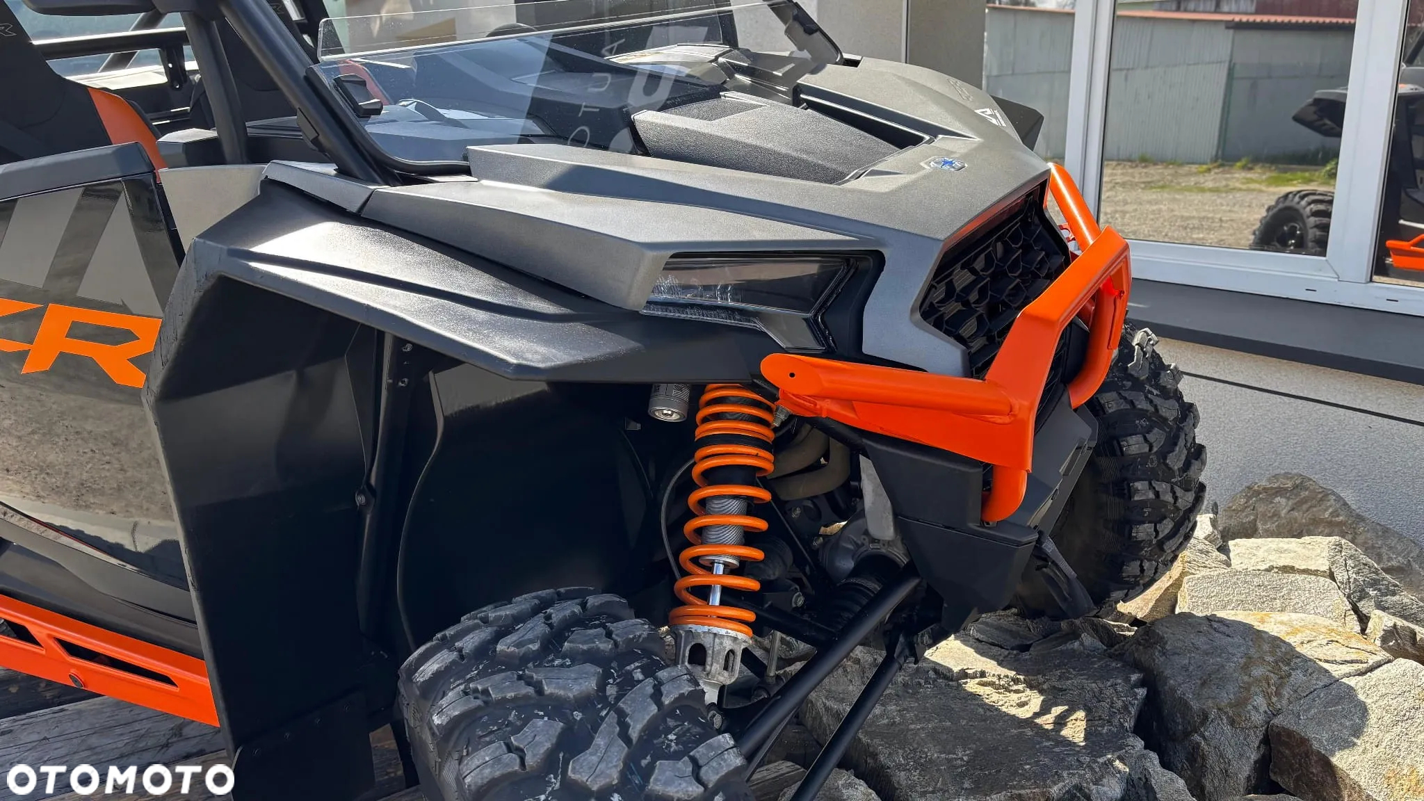 Polaris RZR - 8