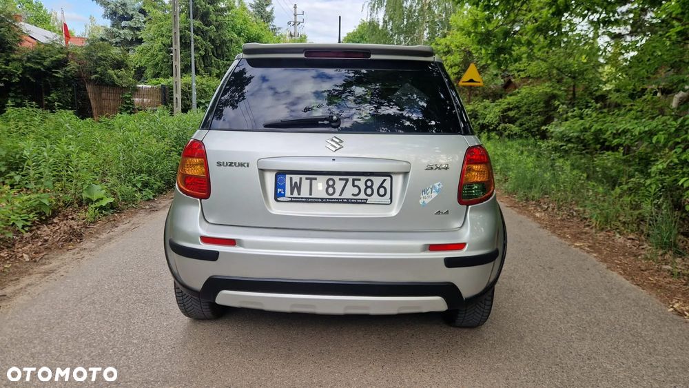 Suzuki SX4 1.6 Premium - 6