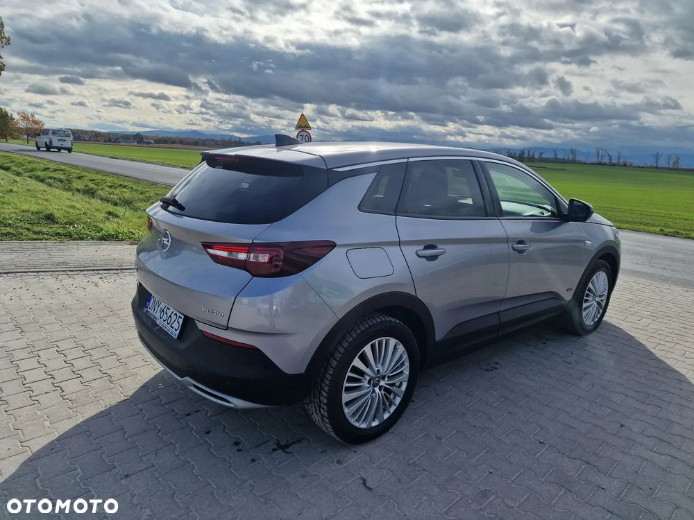 Opel Grandland X 1.6 T PHEV Design Line - 11