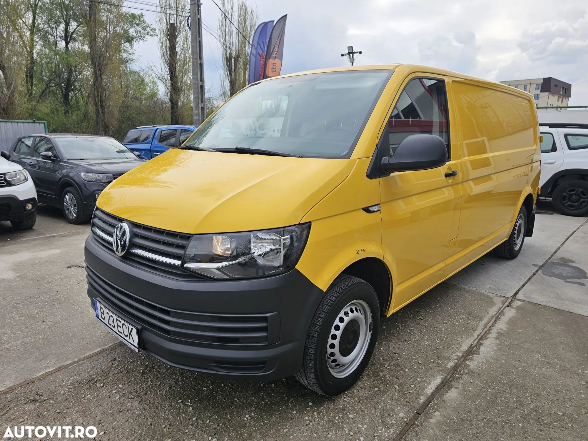 Volkswagen Transporter Kombi T6 2.0 TDI 75 kW KR - 1