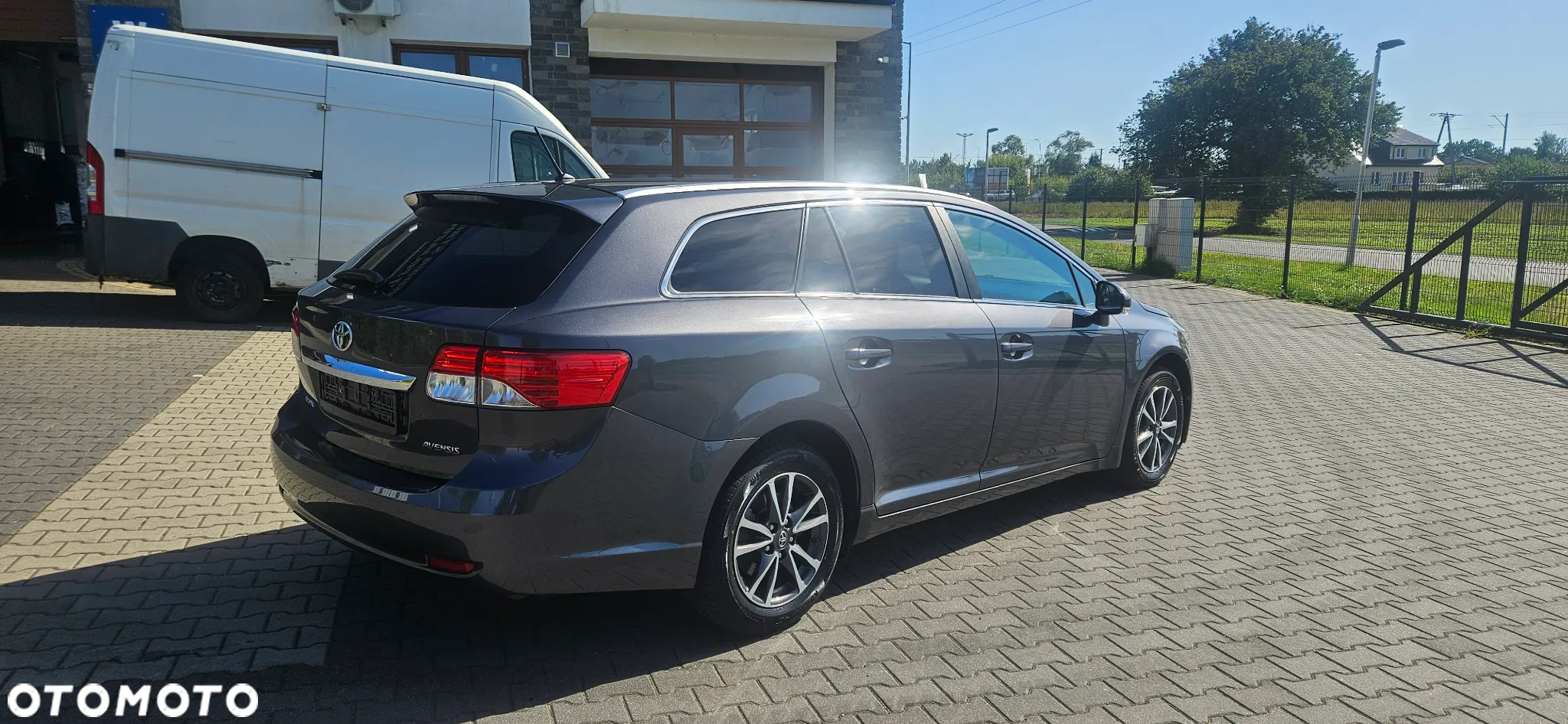 Toyota Avensis Combi 1.8 Edition - 3