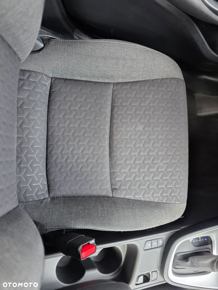 Toyota Yaris Cross Hybrid 1.5 Comfort - 30