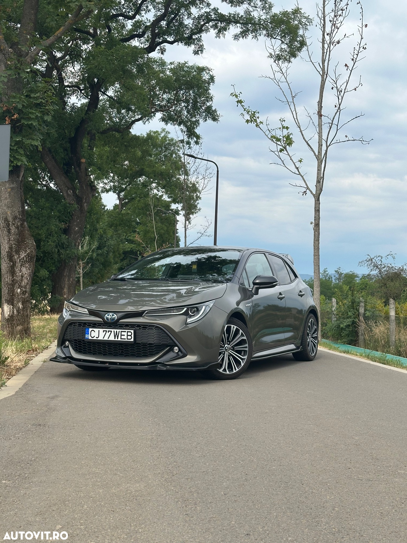 Toyota Corolla - 4