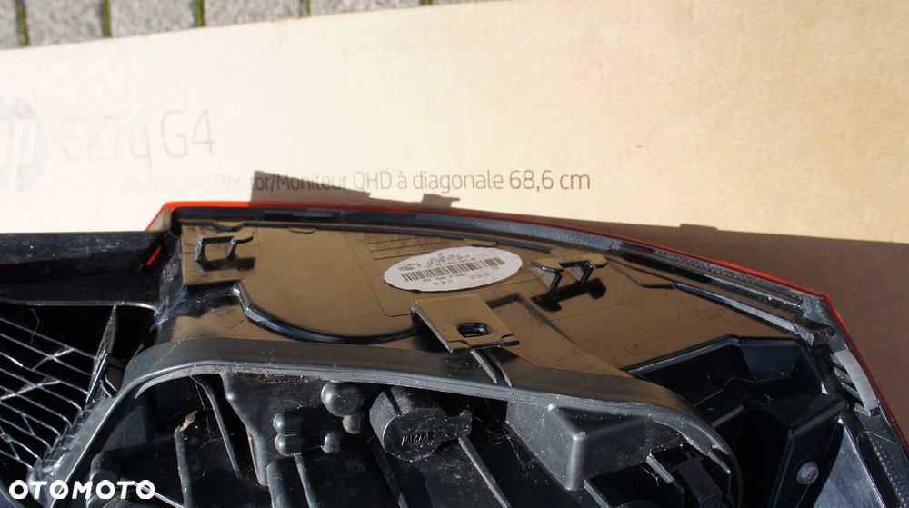 TYLNA PRAWA LAMPA SEAT IBIZA V LED - 5