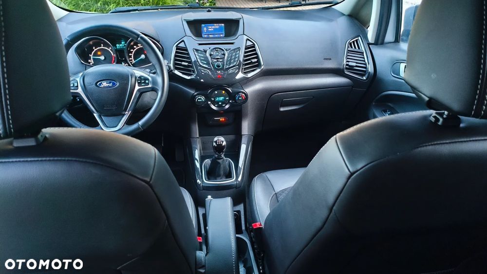 Ford EcoSport 1.5 TDCi TITANIUM - 8